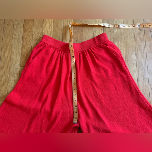 Vintage St John Red Santana Knit Slouchy Shorts Sz 10 - Picture 10 of 10